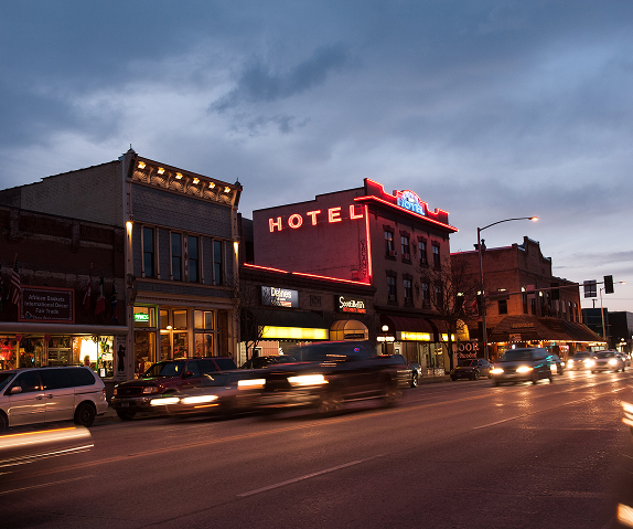 City scene at night
